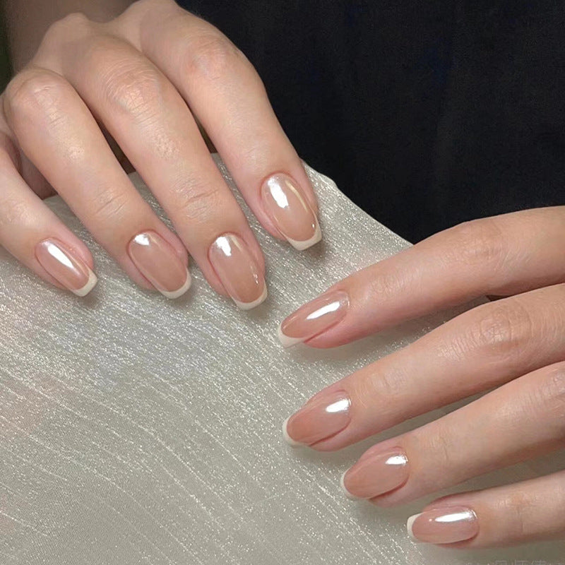 French-tip elegant reusable press-on nails by Nailed It
