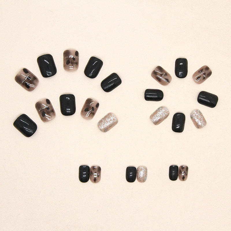 Smoky Champagne – Nude Shimmer Press-On Nails