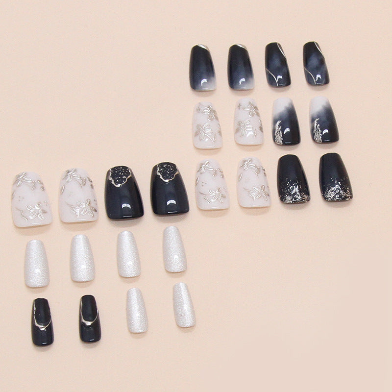 Midnight Bloom – Dark Floral Press-On Nails