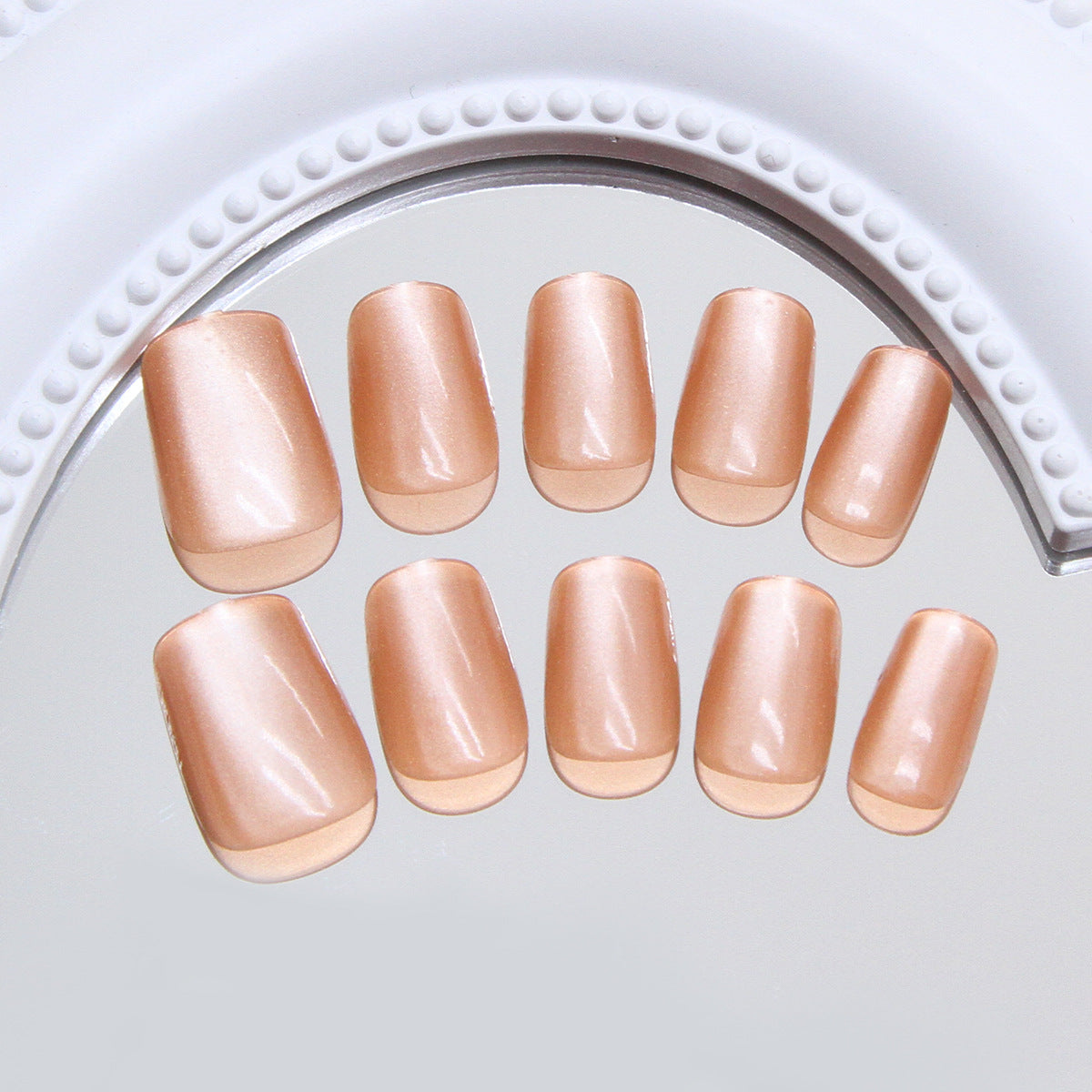 Amber Light – Warm Nude Press-On Nails